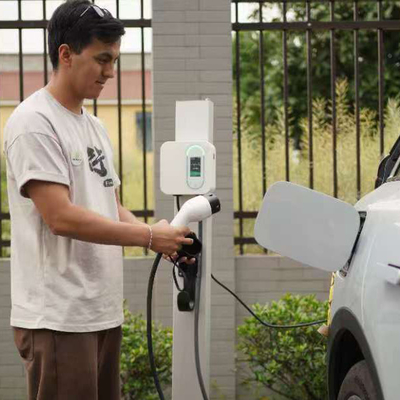 IP65 EV 充電ステーション GBT/ Type2 プラグ AC ウォールボックス EV 充電ステーション