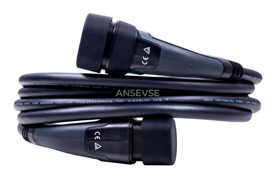購入 32A 5m Mennekesのタイプ2充満ケーブルIEC62196-2のプラグの標準 オンライン製造
