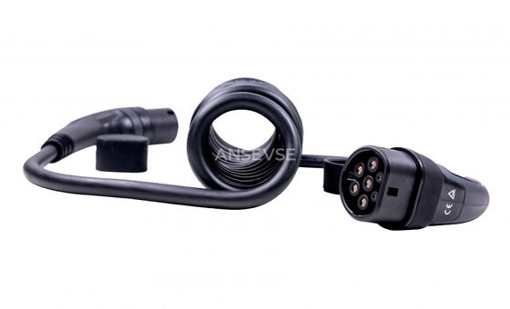 電気自動車の充電器16A 480V 3段階11kWタイプ2のevのコイル状 ケーブルへの螺線形ケーブルIEC 62196のタイプ2