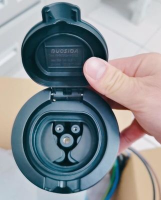 IP55 7kWのタイプ2のシャッターとの女性のソケットTUVのセリウムの証明